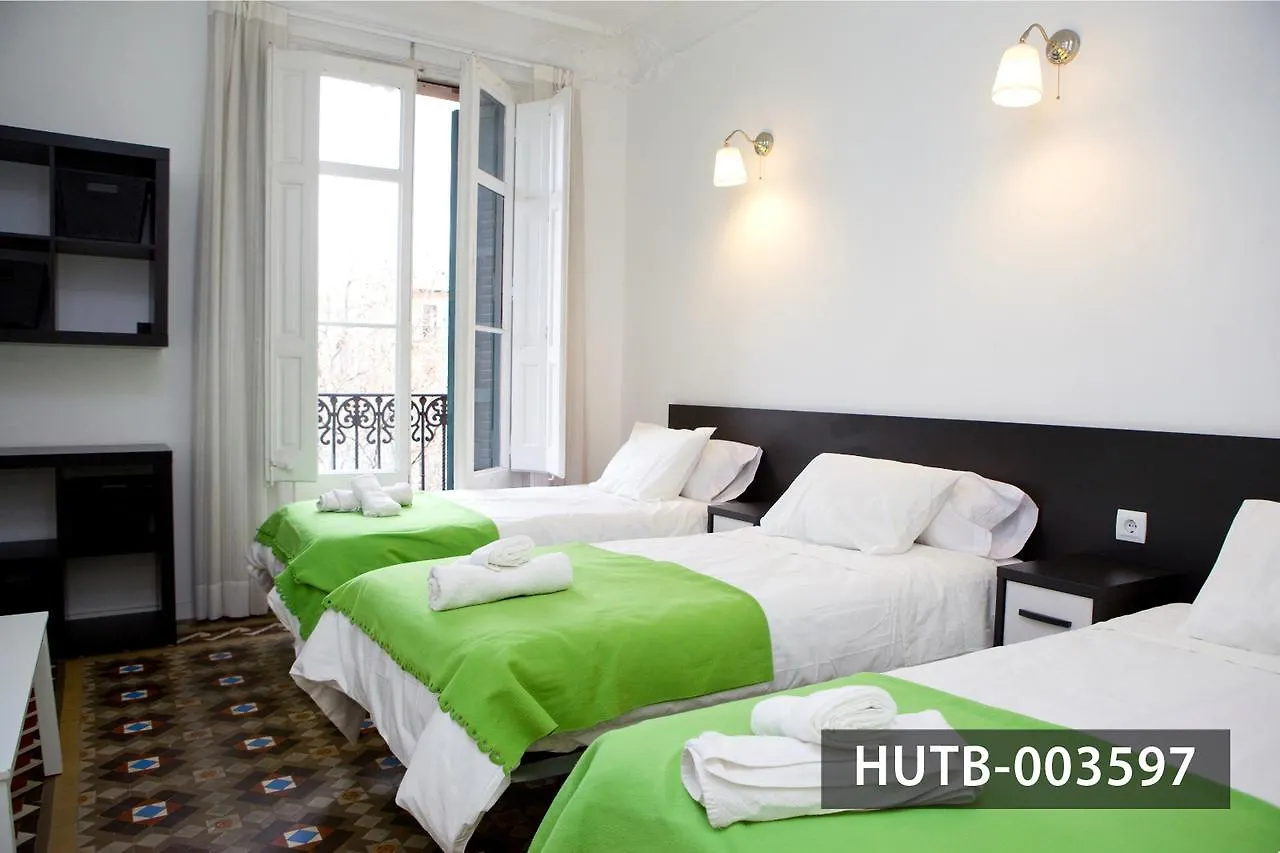 Big Apartment Barcelona Gran Via 西班牙